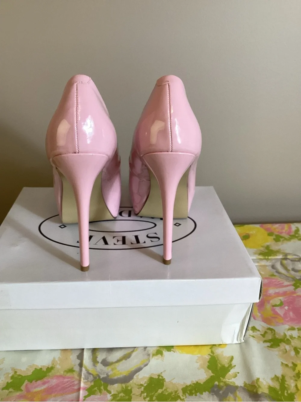 Steve Madden Blush Pink Patent Platform Stiletto Pumps NIB